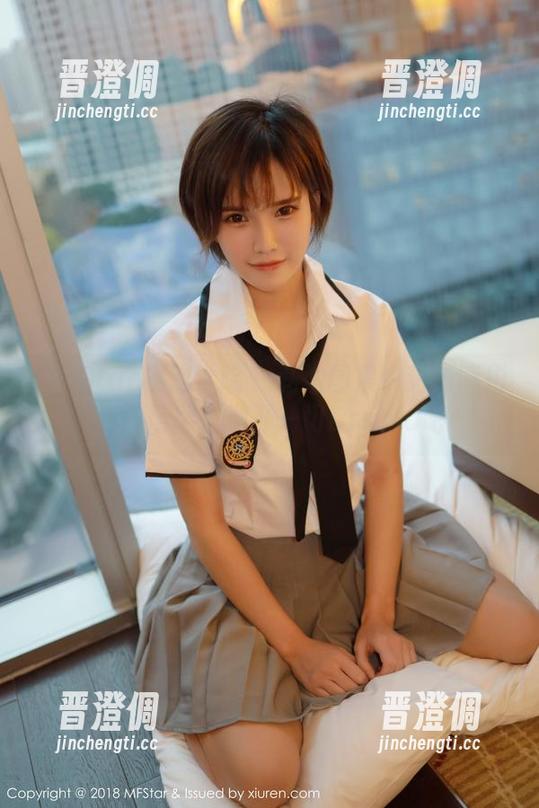 MFStar模范学院-甜筒晓彤 MFStar模范学院 - 私拍图集中甜筒晓彤的双马尾,抛开一切Drama吧