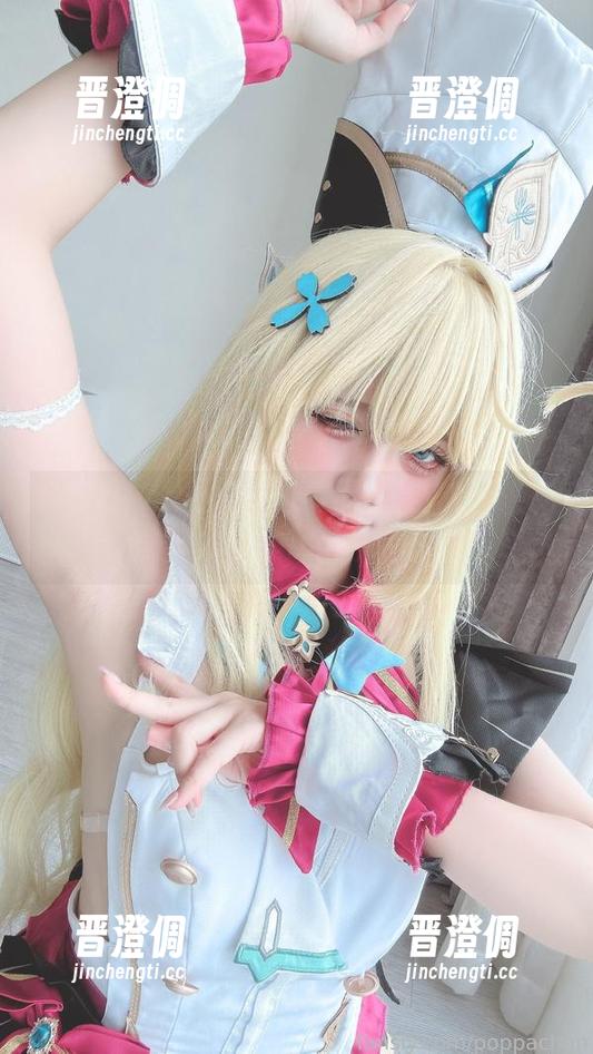 最新教师PoppaChan，教室不只上课，还有写真带来的欢乐！