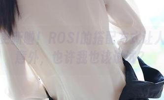 套图更新啦！ROSI的搭配方式让人深感意外，也许我也该试试？