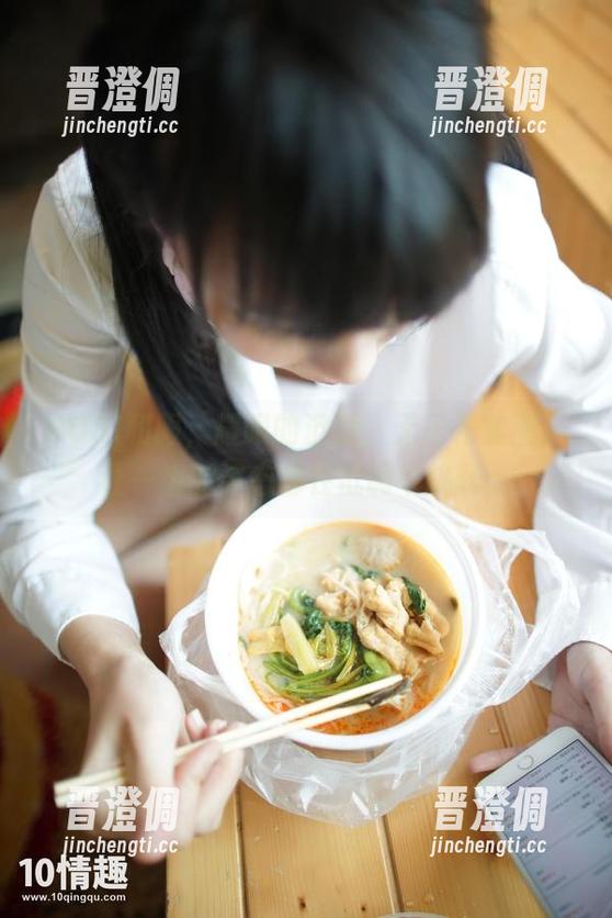 ROSI口罩 ROSI和服,耀眼的沉默,无圣光套图,让一切的姿态都在低调中跳跃。