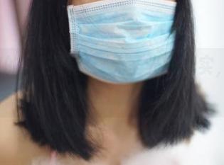 ROSI的黑色蕾丝：无圣光的真实，直击心底的震撼。