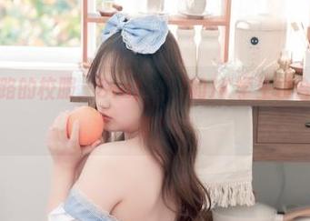 不走寻常路的校服，Sia(시아)的JK学生装合集超乎想象！