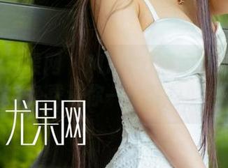 UGirls尤果网 – Mikka涵涵的双马尾图包，免费送你一份青春的悠扬
