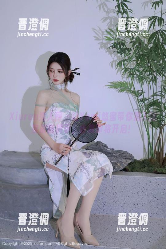 Xiuren秀人网 - 让Yomi悠蜜带你潜入浴室最新展示，合集即将开启！