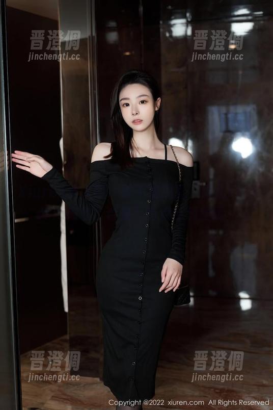 Xiuren秀人网 - 敢不敢观看“果儿Victoria内衣”合集？有点小刺激哦。