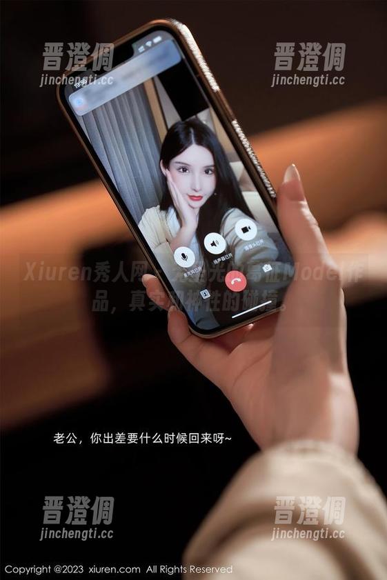 Xiuren秀人网-葛征Model Xiuren秀人网 - 无圣光的葛征Model作品,真实和神性的碰撞。