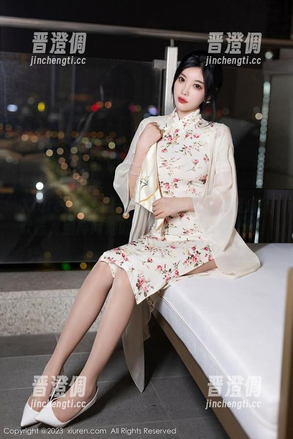 Xiuren秀人网-软软酱 Xiuren秀人网 - 当定制化的少女变成软软酱,别再问她的少女心不是货架上的!