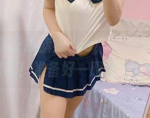 usejan蓝蓝的旗袍cos，资源多到让你眼花缭乱！准备好一眼看个够吧！