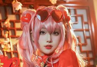 七七娜娜子厨娘写真集更新：她的锅碗瓢盆里藏着什么。不过没啥好奇怪的…