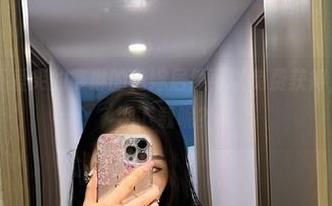 微密圈 – 不爱笑的赛琳的花嫁居然可以免费获得，谁不想一键下载呢？