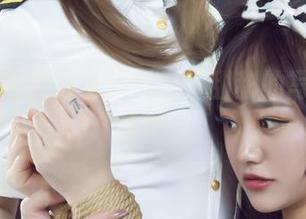 丽柜 – 定制万圣节气息，甜甜的写真无可挑剔。