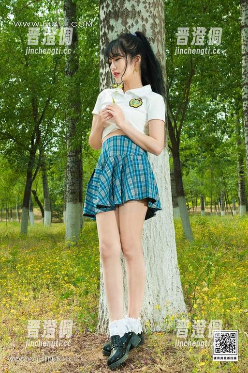丽柜-语寒 丽柜 - 查看语寒的学妹作品,每张图片都像在荷尔蒙的狂欢派对上跳舞,真是打扰了我的安静。