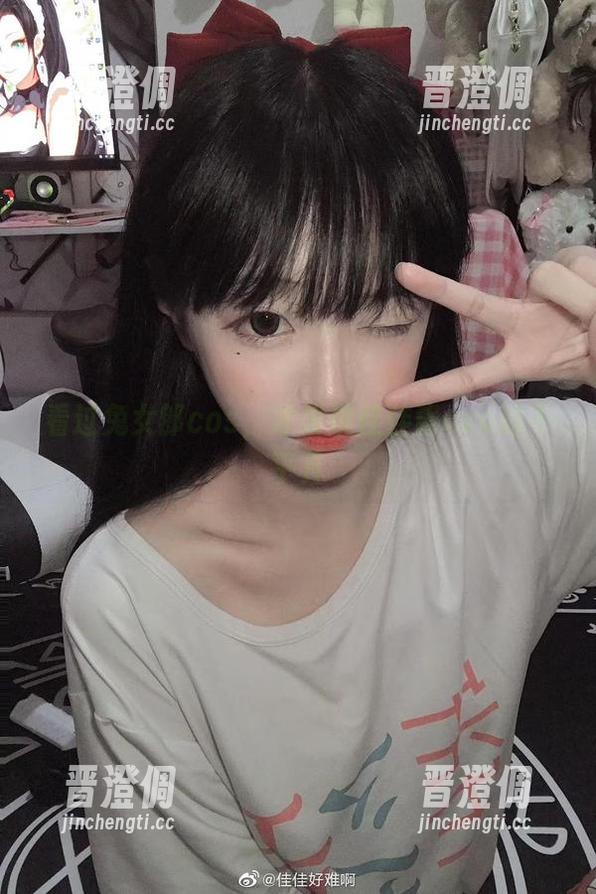 佳佳酱ovo 看过兔女郎cos,才发现佳佳酱ovo的不平凡