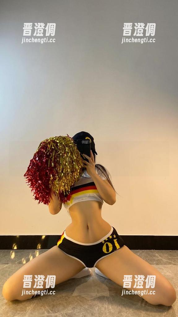 俏妞qiaoniuTT 微密圈 - 图包秀来啦,俏妞qiaoniuTT的泳衣终于亮相,连海鸥都想偷瞧一下!