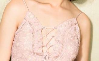 克拉女神 – 每一张都是“怎么会有人这么美”？慕菲女王的资源与美图
