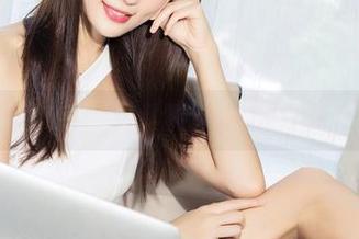克拉女神 – 美图中的汤怡，就像一场现场真人秀，剧情一波三折