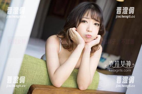 克拉女神-璇子 克拉女神 - 璇子图库精选快来,这里有披巾玉露的样子,不过很有趣的是我一直在想,她在想什么
