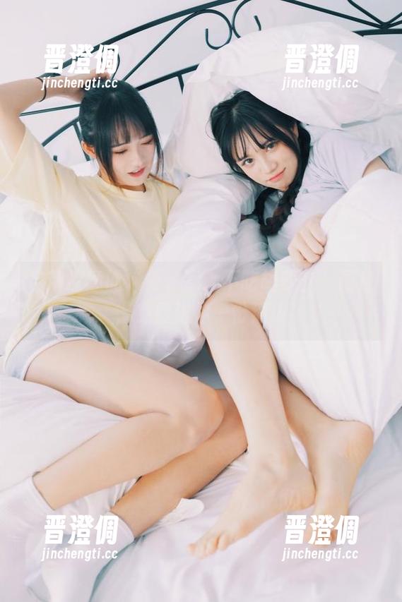 自带凉意的“兔子Zzz不吃胡萝卜”图包，免费送你一份清爽
