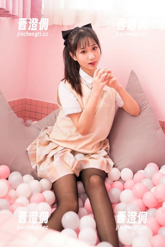 嗲囡囡-施忆佳KITTY 嗲囡囡 - 施忆佳KITTY的护士图集,从未如此‘免费’接地气!