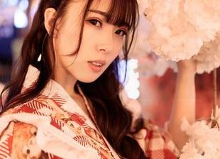 嗲囡囡 – 贾诗晗的浴室作品分享——水雾缭绕的幽思