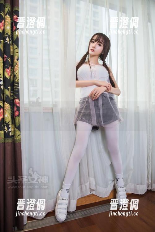 头条女神-易阳 头条女神 - 易阳的小仙女全套,下载后别说我没提醒你…