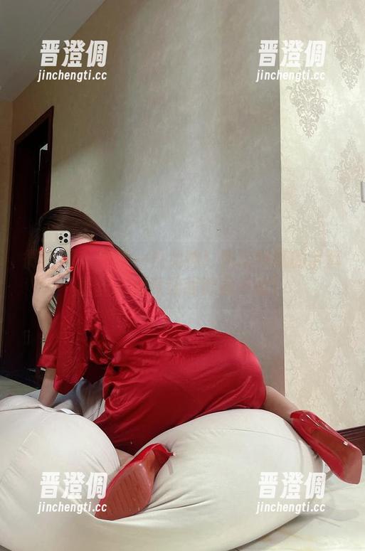 奶宝妹纸 微密圈 - 俨然一位女神!奶宝妹纸的全套蕾丝长裙竟让我欲罢不能!