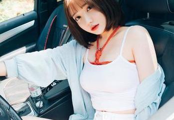 孙乐乐(손예은)与DJAWA的比基尼写真：别问我为什么，我也不知道