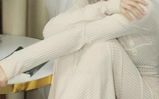 小众视觉 – 小苏菲你这写真原图，少女气质藏得还挺深啊，难得见到。