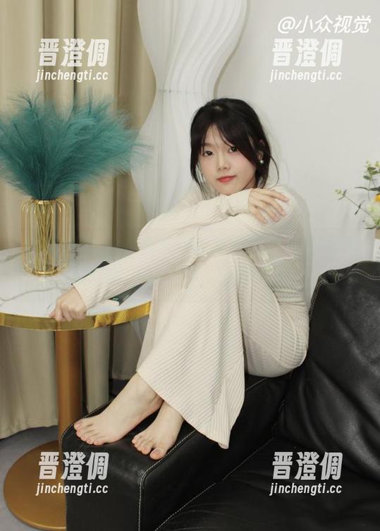 小众视觉-小苏菲 小众视觉 - 小苏菲你这写真原图,少女气质藏得还挺深啊,难得见到。