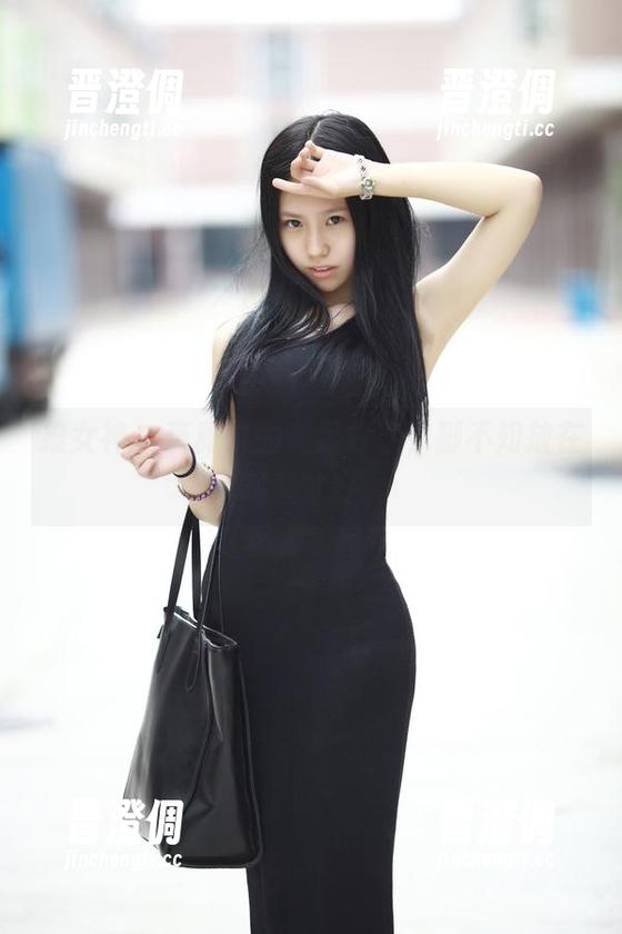 推女神-莫雅淇 推女神 - 莫雅淇的美足分享,脚不知放在哪里才好...