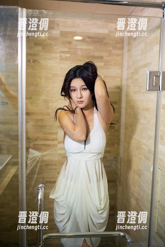 推女郎-曾水 推女郎 - 倒着看?最新的曾水瑜伽图片里其实藏着不少小细节,真是耐人寻味啊