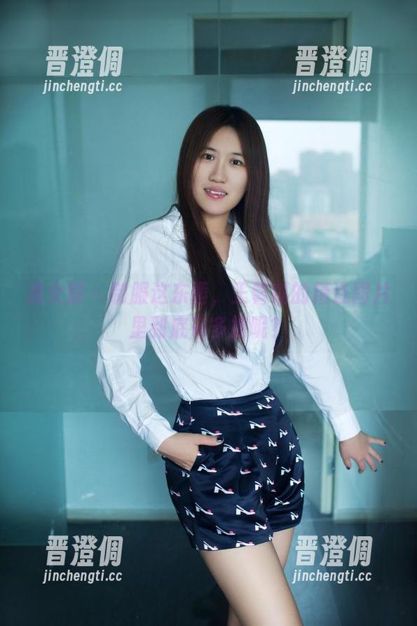 推女郎-王馨瑶 推女郎 - 制服这东西,王馨瑶的精选图片里到底有多撩呢?