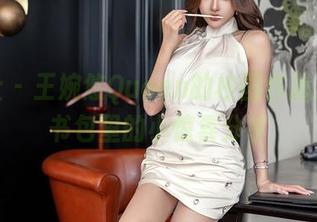 星颜社 – 王婉悠Queen的校园作品：藏在书包里的小惊喜分享