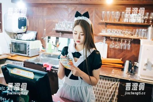 网盘上的普美(bomi)合集，纯白之美让人想起奶昔的甜腻