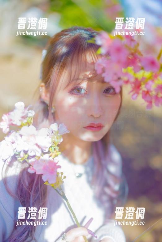 不小心曝光了！月城委员会豹纹美图合集，让我想到那天午后的慵懒。
