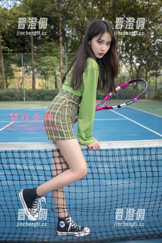 梦丝女神 - 莹仙女带回的校服壁纸，真正影响我审美的存在。