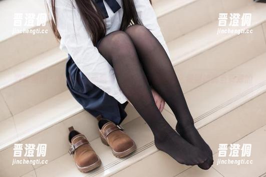 森萝财团-小青 森萝财团 - 小青的最新图集,15D白丝是怎么做到如此当真薄的?不得不想。