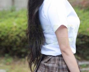 模范学院 – 白色不是完美，陈小诺Niki的图片资源却能让你多看两眼的恼人。