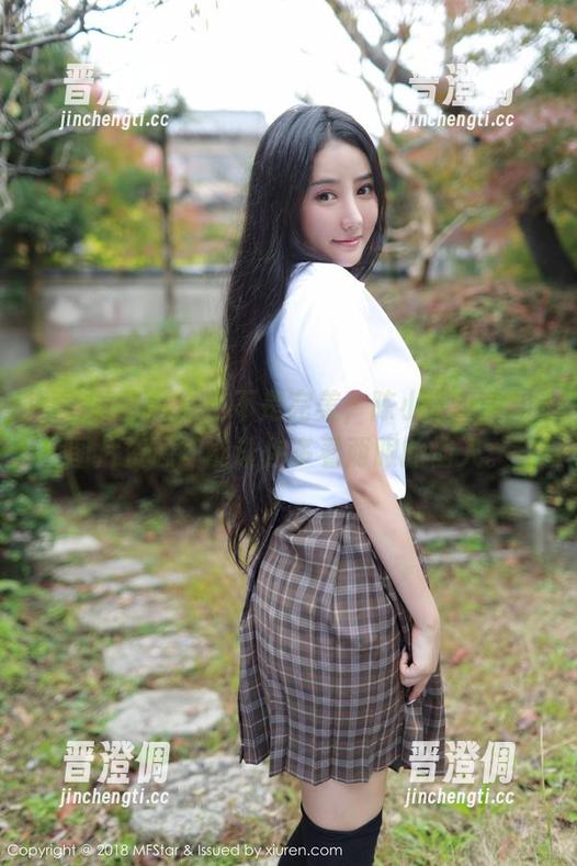 模范学院-陈小诺Niki 模范学院 - 白色不是完美,陈小诺Niki的图片资源却能让你多看两眼的恼人。