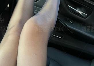 微密圈 – 牛奶里的果汁精选：红裙漫游在时光中
