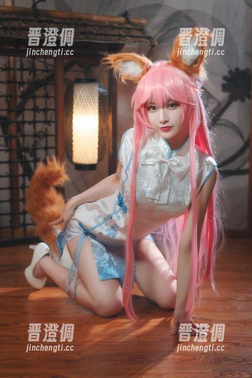百合欧皇子 看,百合欧皇子的私拍!这个轻风LB01红让我想起夏天