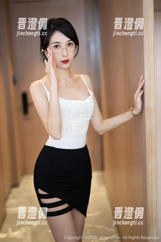秀人网 - 皮衣压不住的妩媚，双笙Alina又要刮起风——无圣光图集