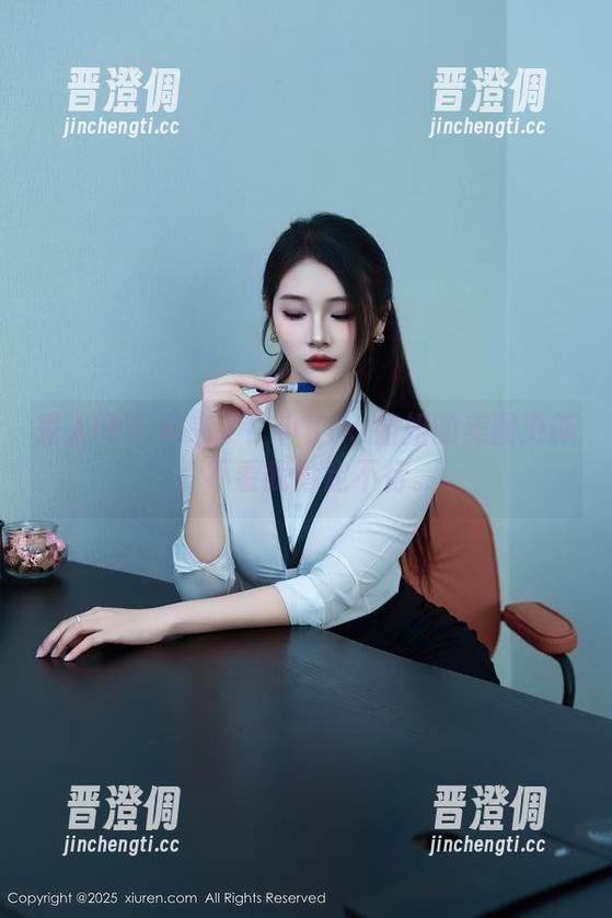 秀人网-小Kiki 秀人网 - 又来了!小Kiki姐姐的美图更新,不看我肯定不行。