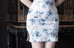 秀人网 – 无圣光加持，杨晨晨拼命释放OL气息的眼镜美女合集？