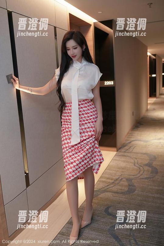 秀人网 - 王婉悠Queen的体操服写照：是要比赛还是要摆Pose啊？