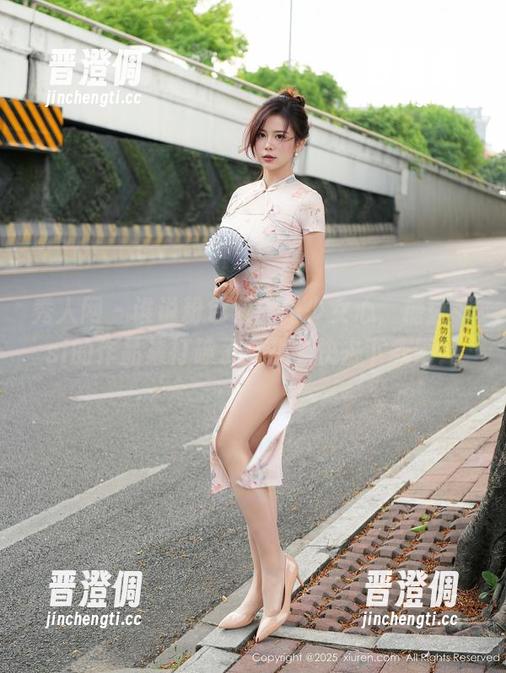 秀人网 - 谁说粉色只能是少女心，糖豆sisi的作品集打破了常规，快去下载吧！