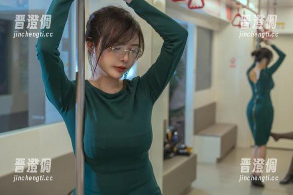 秋和柯基 美图上线:秋和柯基x奶牛,谁说不可以搞怪?