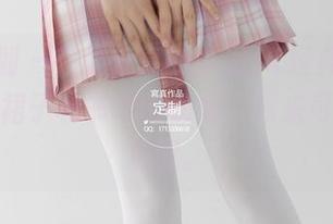 紧急企划 – 在线分享的小恩JK经典，没想到我对裙子和书本的偏爱，原来可以这么坦诚。