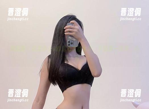 纪念小小v 微密圈 - 纪念小小v的走心灰丝全集,下载那一瞬间,心头一颤。