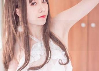 翎柒菜菜的大胆套图合集，内衣背后的小心思